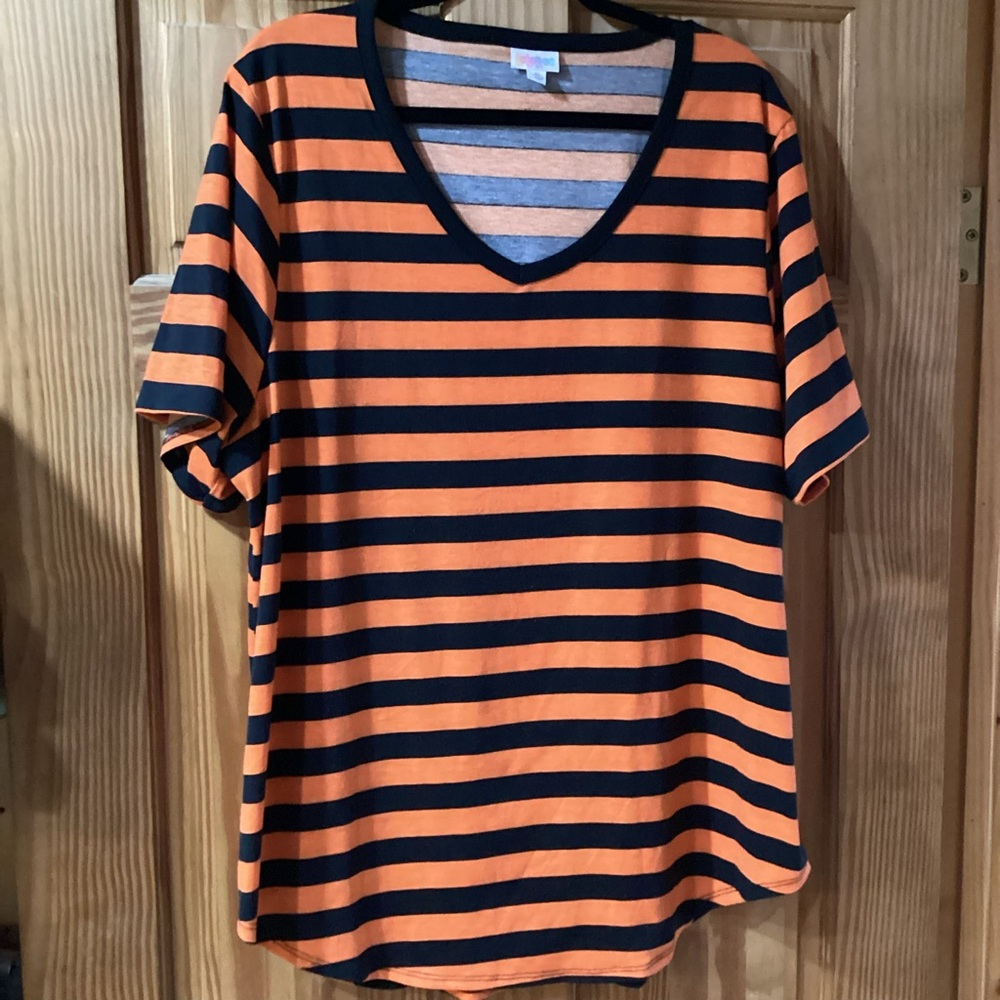 LuLaRoe Iris black and orange striped top in XL